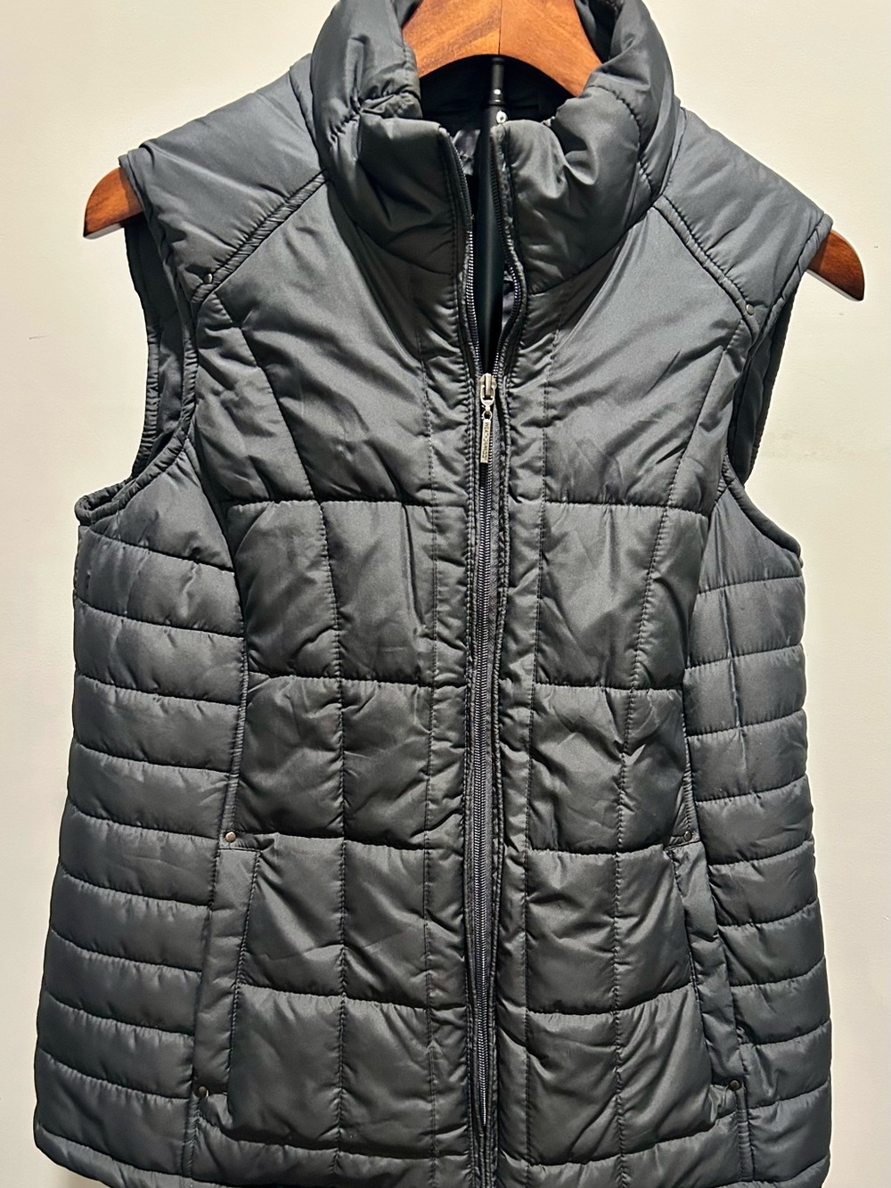 S Women's Quilted Puffer Vest Sz L - Black